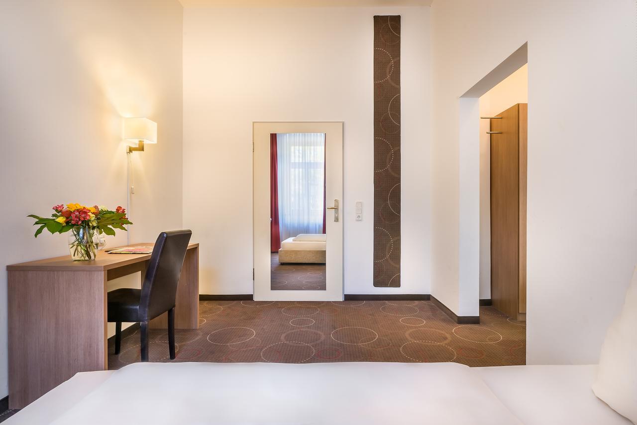 Hotel Am Bonhoefferplatz Дрезден Экстерьер фото