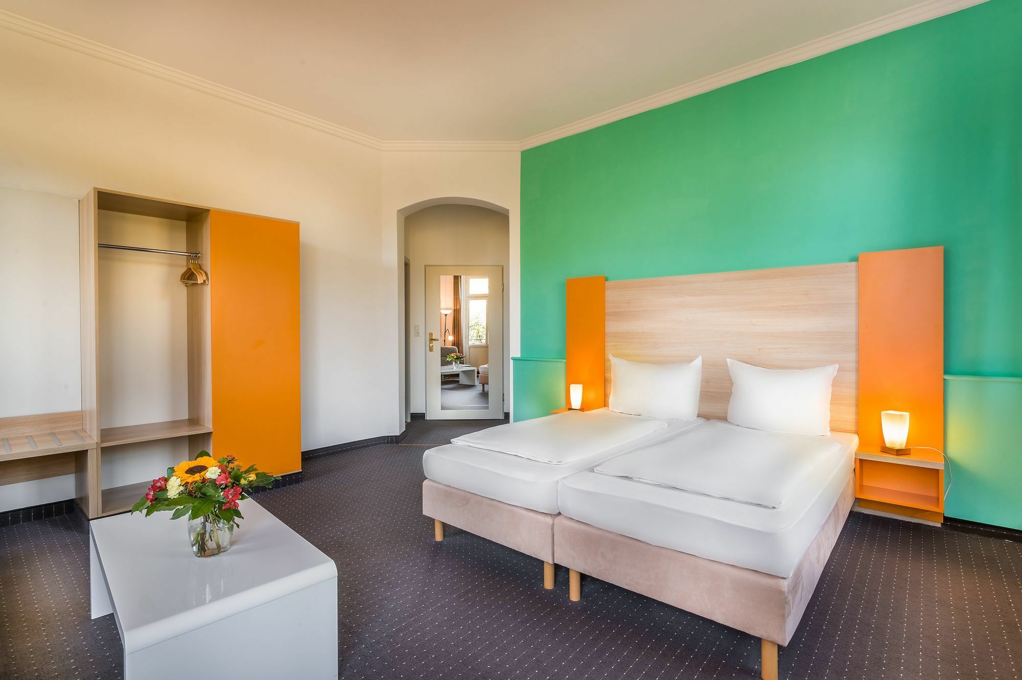 Hotel Am Bonhoefferplatz Дрезден Экстерьер фото